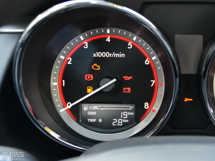 2014vB70 2.0L քӺA