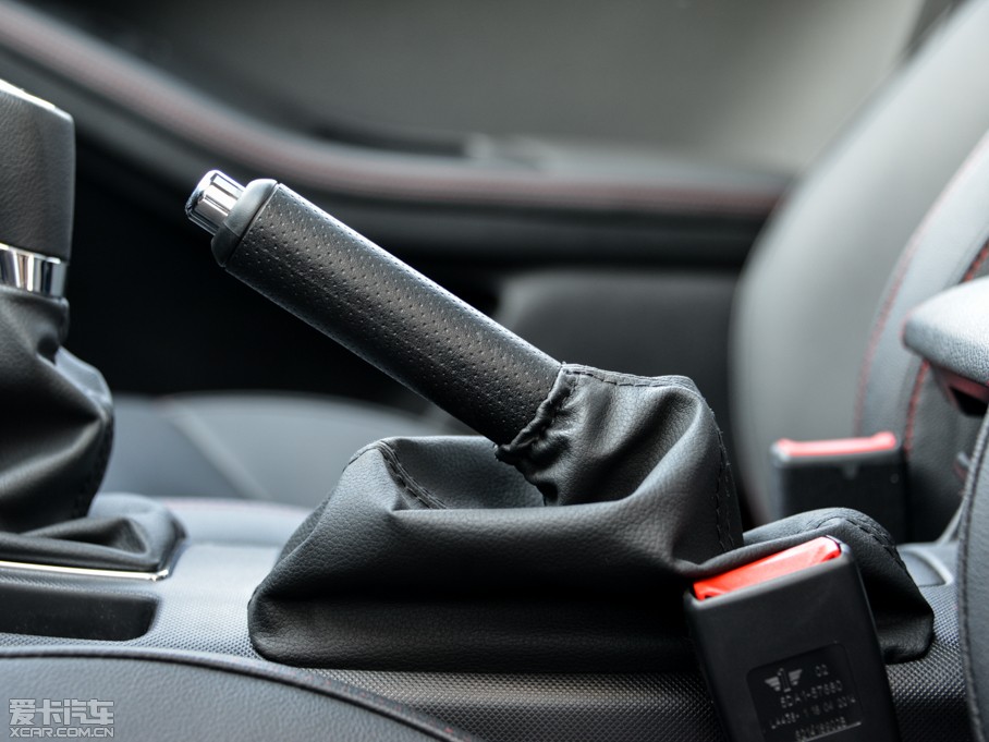 2014vB70 2.0L քӺA