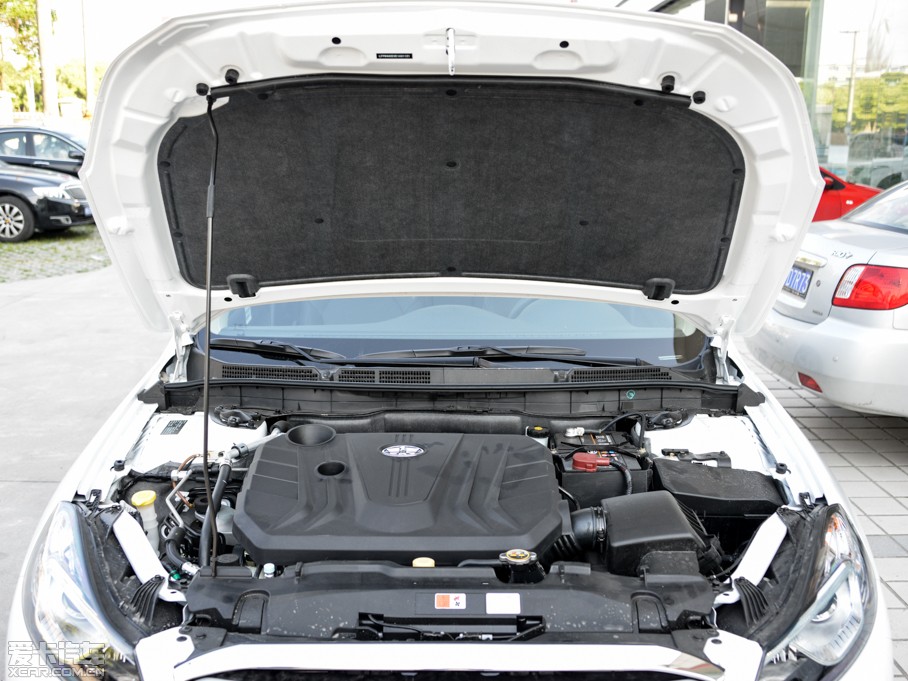 2014vB70 2.0L քӺA