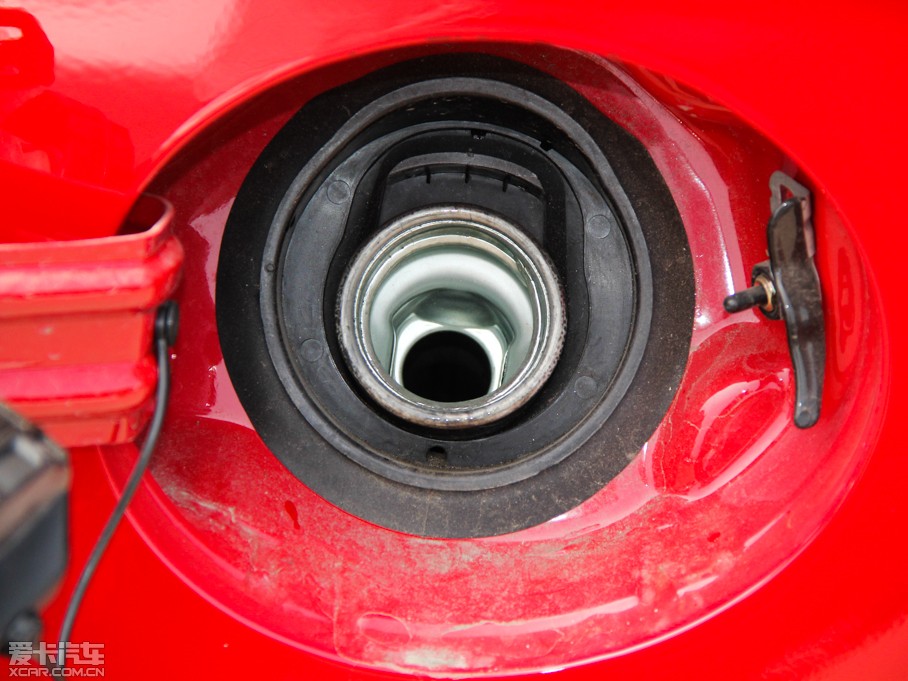 2014vB70 2.0L ԄӺA