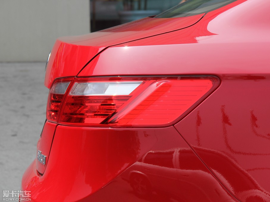 2014vB70 2.0L ԄӺA