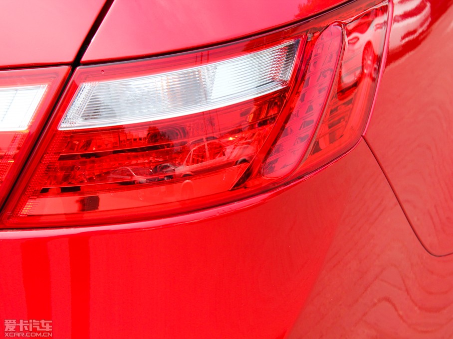 2014vB70 2.0L ԄӺA