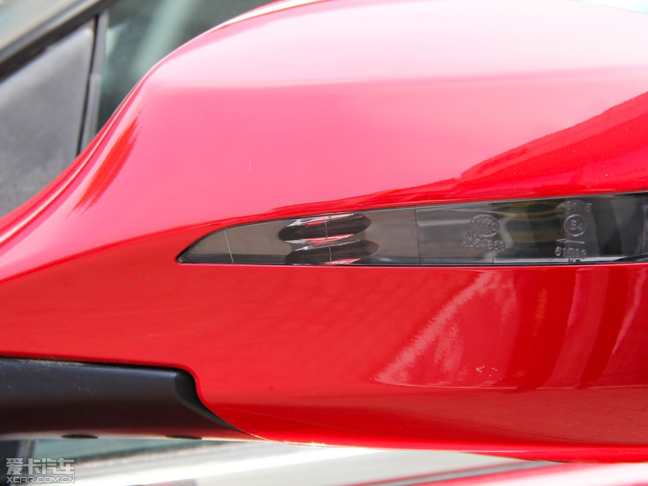 2014vB70 2.0L Ԅ(dng)A