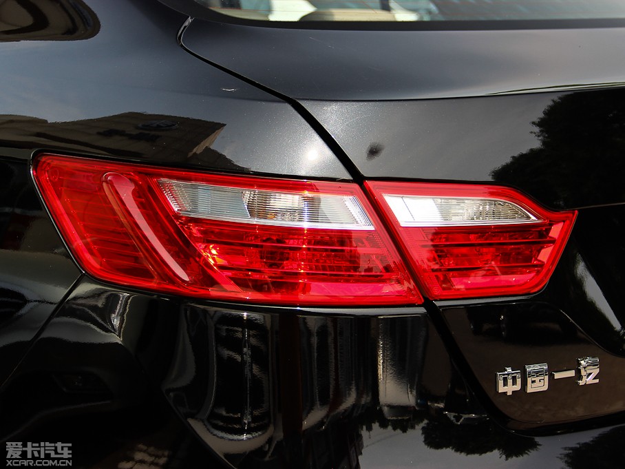 2014vB70 2.0L քӺA