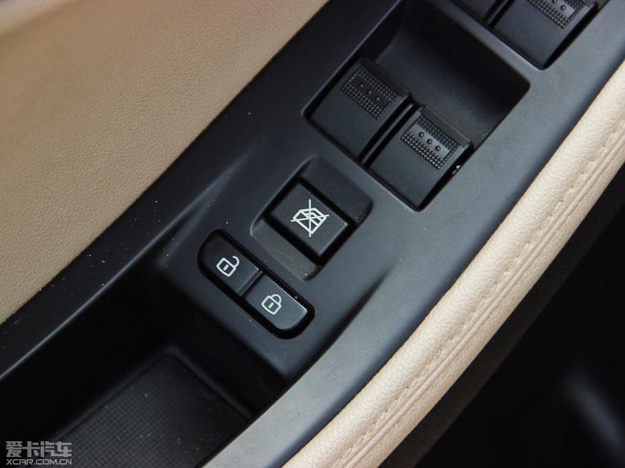 2014vB70 2.0L քӺA