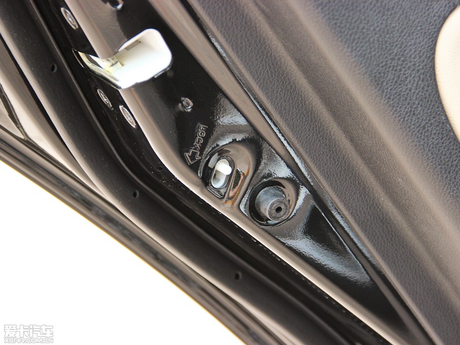 2014vB70 2.0L քӺA