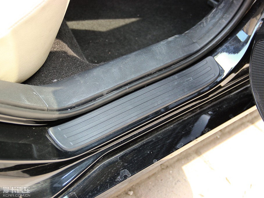 2014vB70 2.0L քӺA