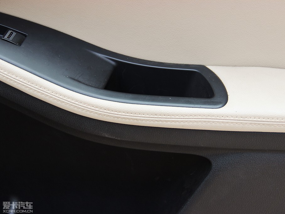 2014vB70 2.0L քӺA