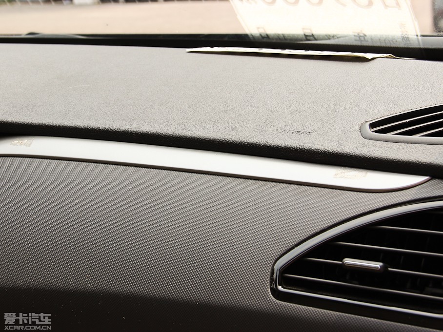 2014vB70 2.0L քӺA