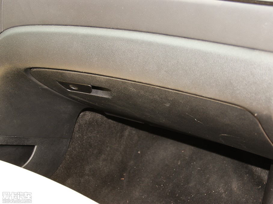 2014vB70 2.0L քӺA