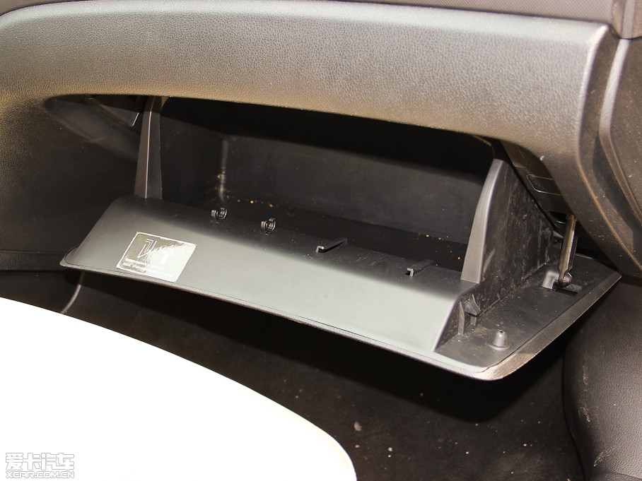 2014vB70 2.0L քӺA