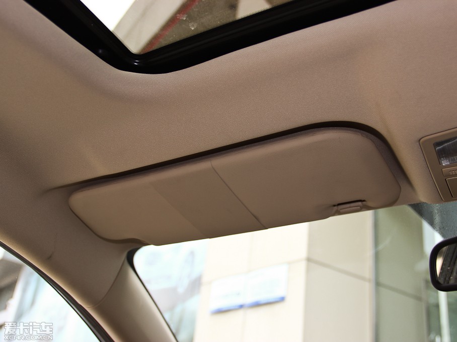 2014vB70 2.0L քӺA