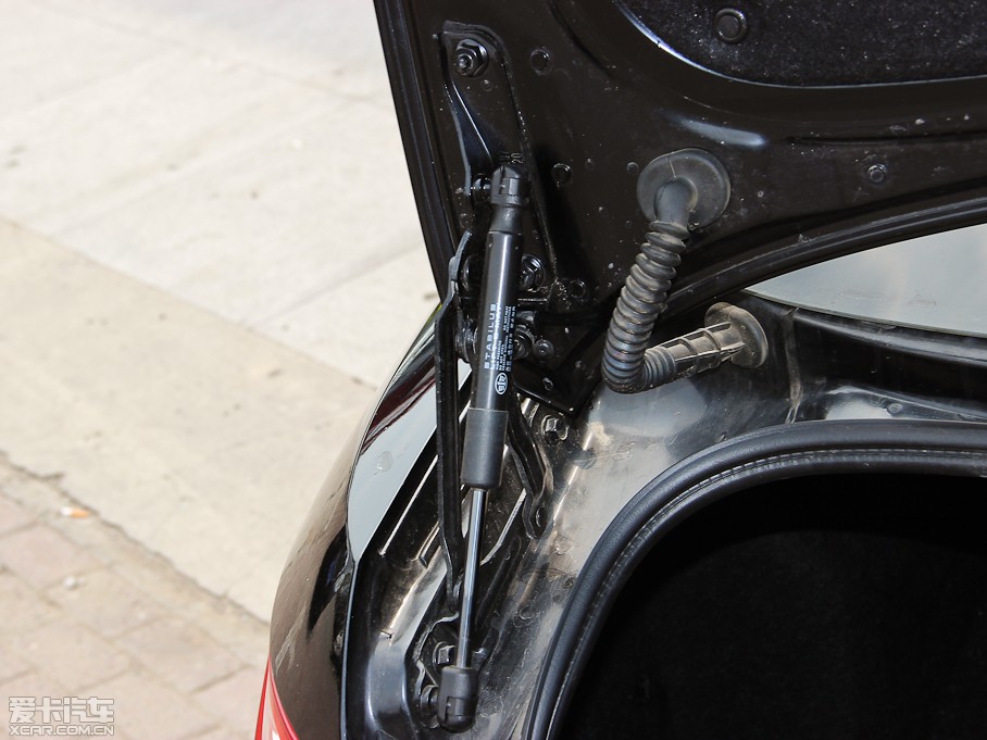 2014vB70 2.0L քӺA