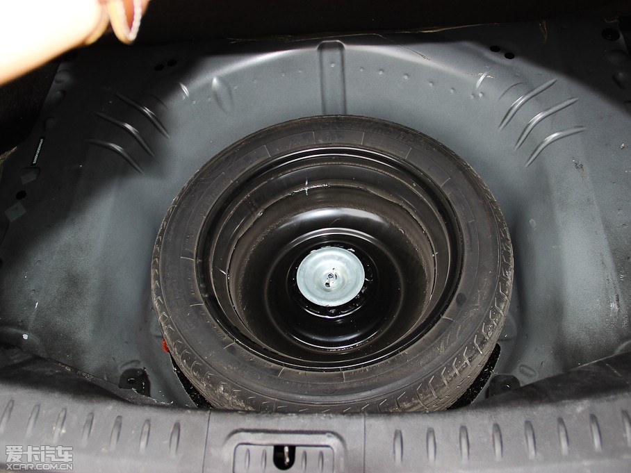 2014vB70 2.0L ք(dng)A