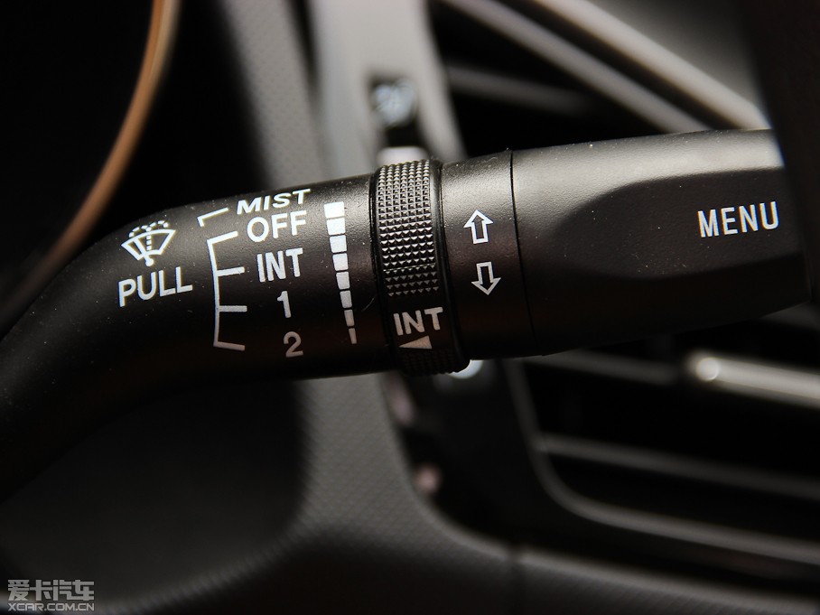 2014vB70 2.0L քӺA