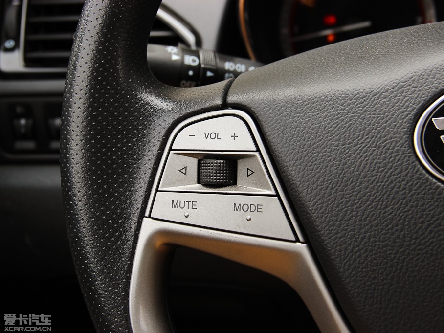 2014vB70 2.0L քӺA