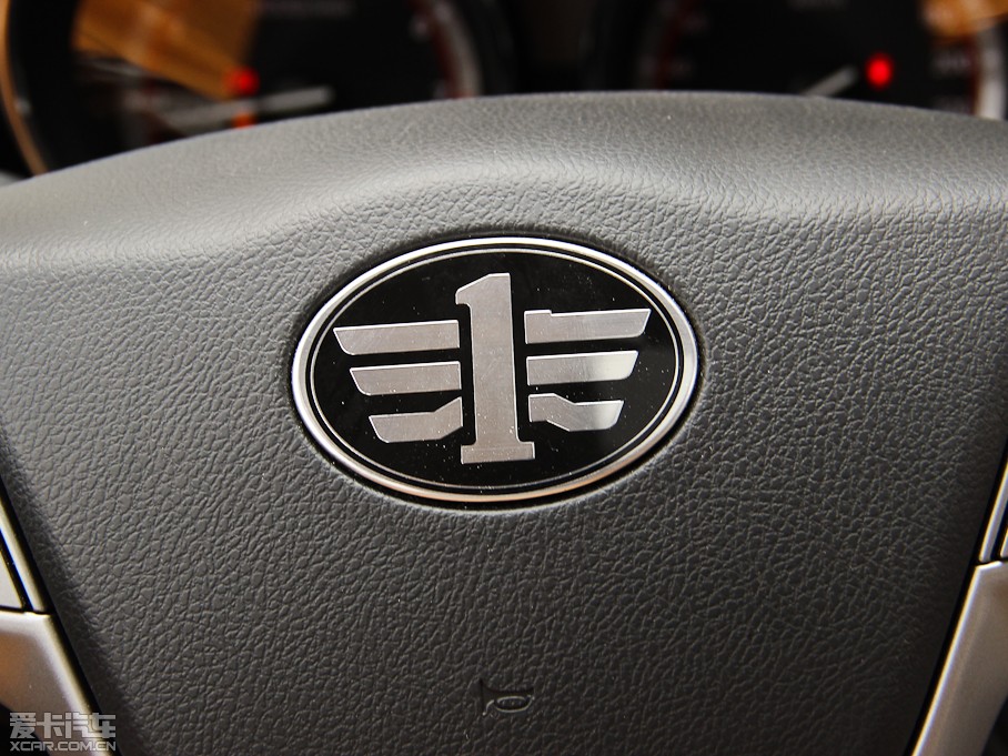 2014vB70 2.0L քӺA