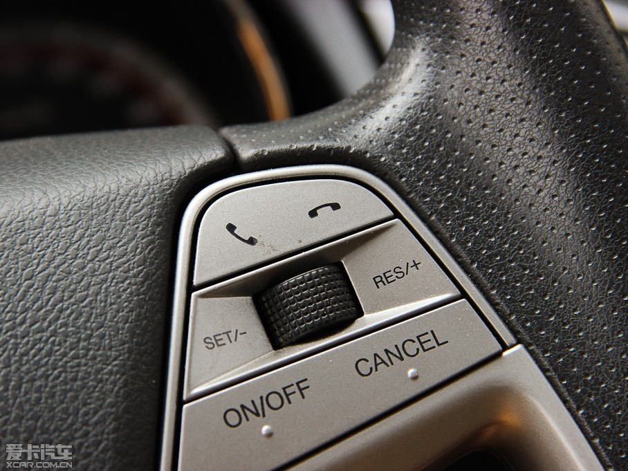 2014vB70 2.0L քӺA