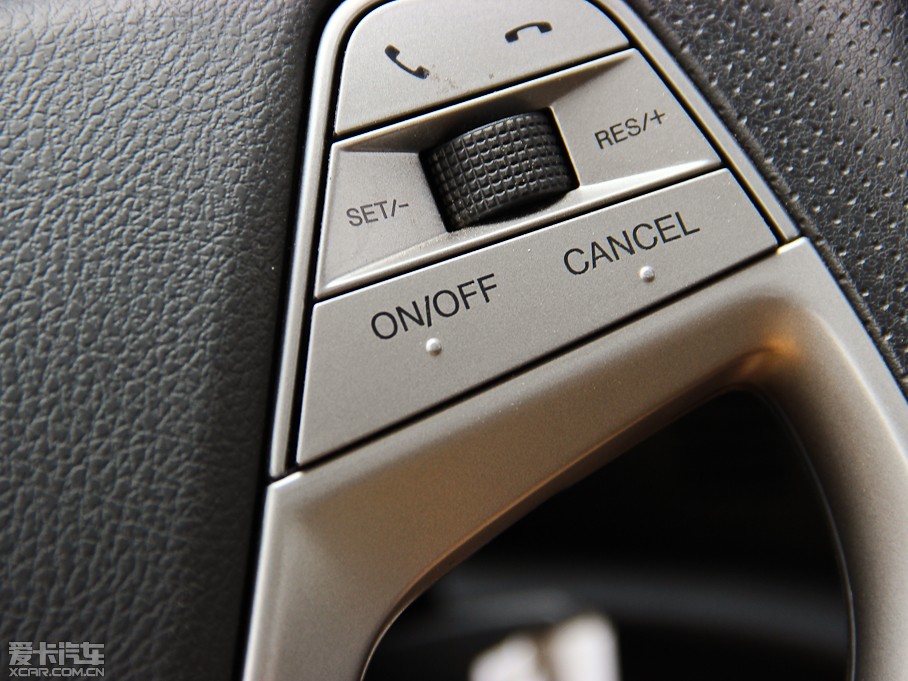 2014vB70 2.0L քӺA