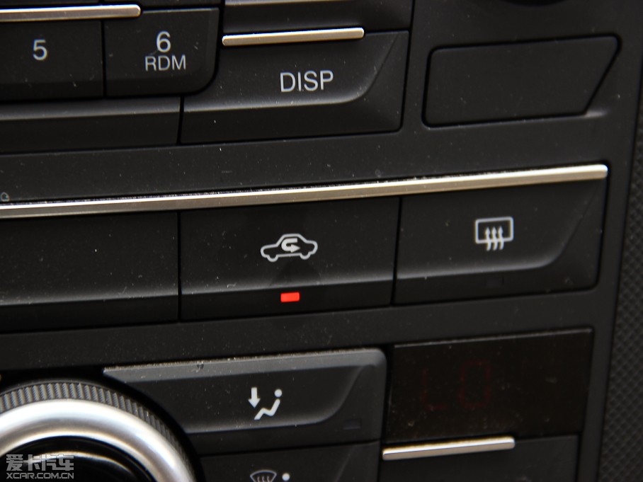 2014vB70 2.0L քӺA