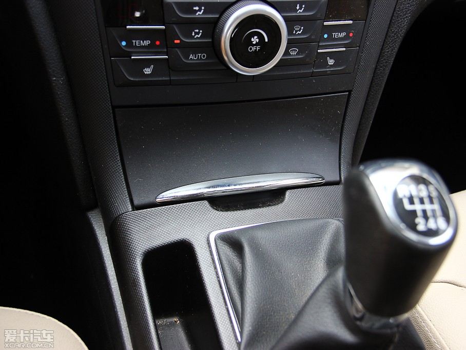 2014vB70 2.0L քӺA