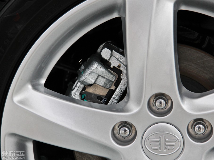 2014vB70 2.0L Ԅm