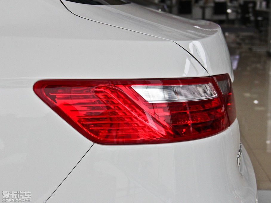 2014vB70 2.0L Ԅm