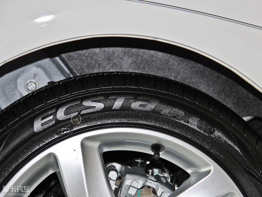 2014vB70 2.0L Ԅm