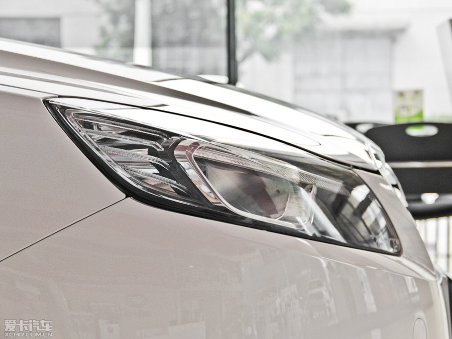 2014vB70 2.0L Ԅm