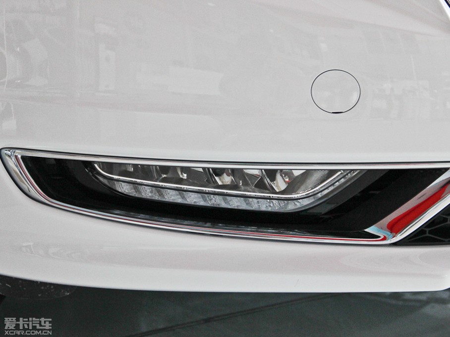 2014vB70 2.0L Ԅm