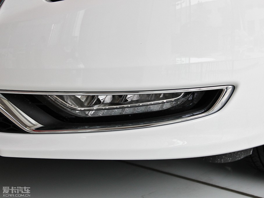 2014vB70 2.0L Ԅm