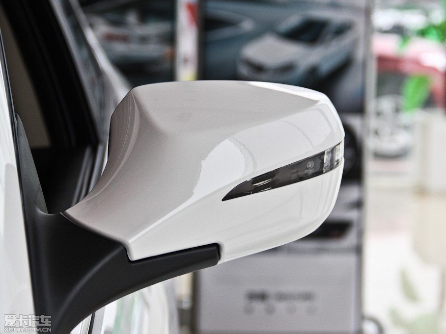 2014vB70 2.0L Ԅm