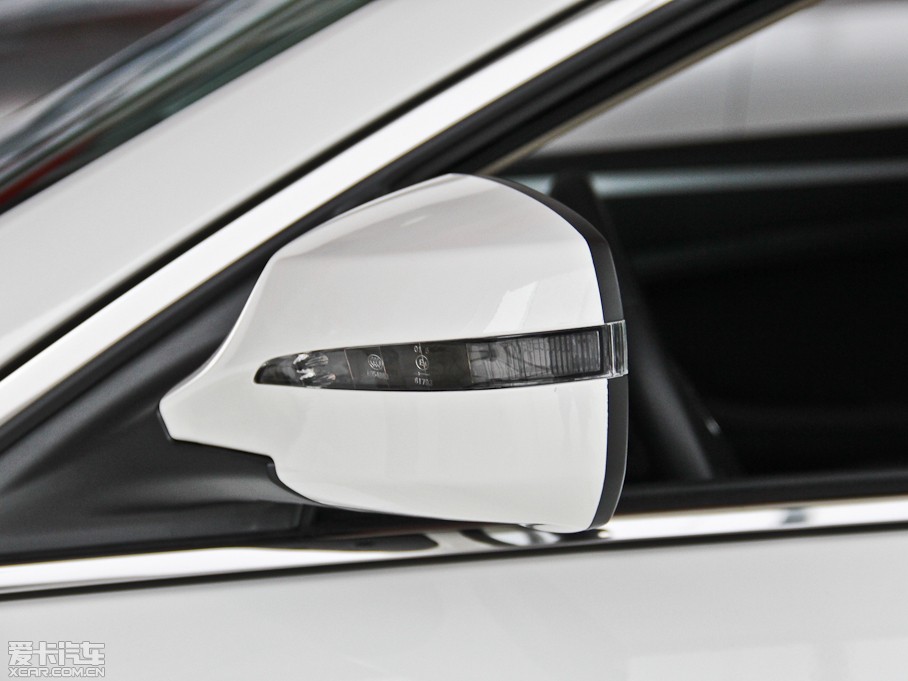 2014vB70 2.0L Ԅm