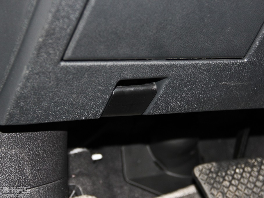 2014vB70 2.0L Ԅm