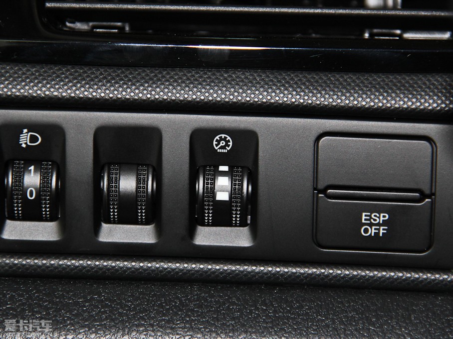 2014vB70 2.0L Ԅm