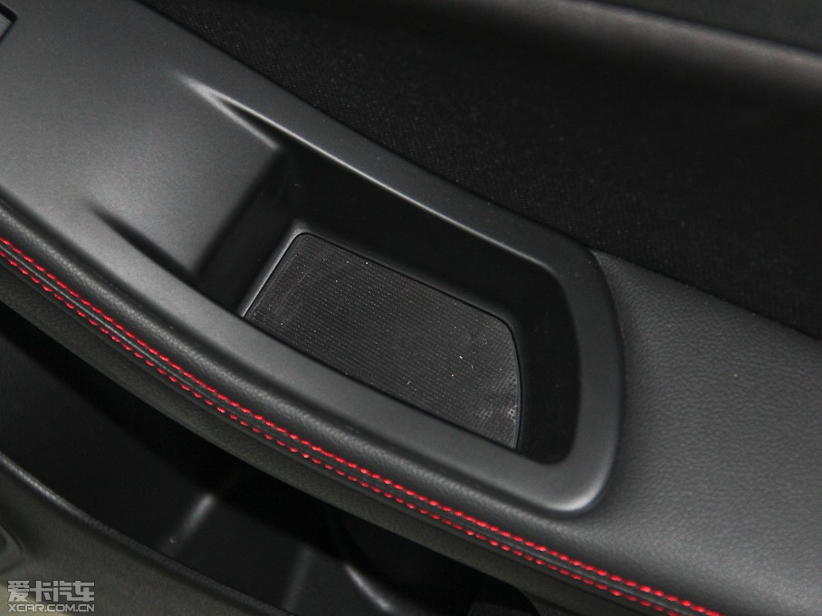 2014vB70 2.0L Ԅm