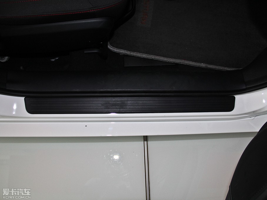 2014vB70 2.0L Ԅm