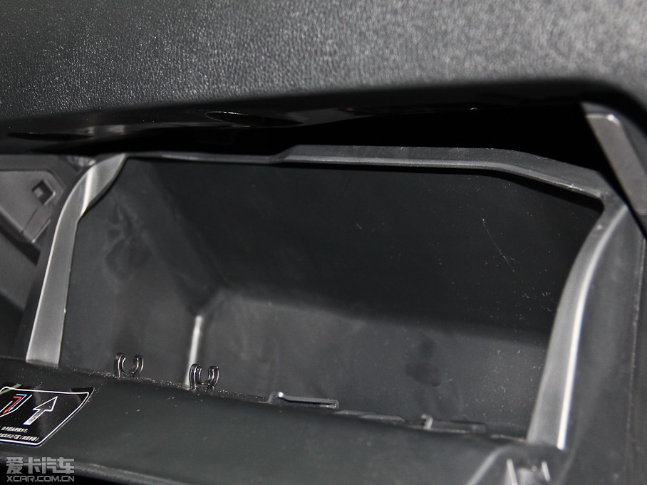 2014vB70 2.0L Ԅm