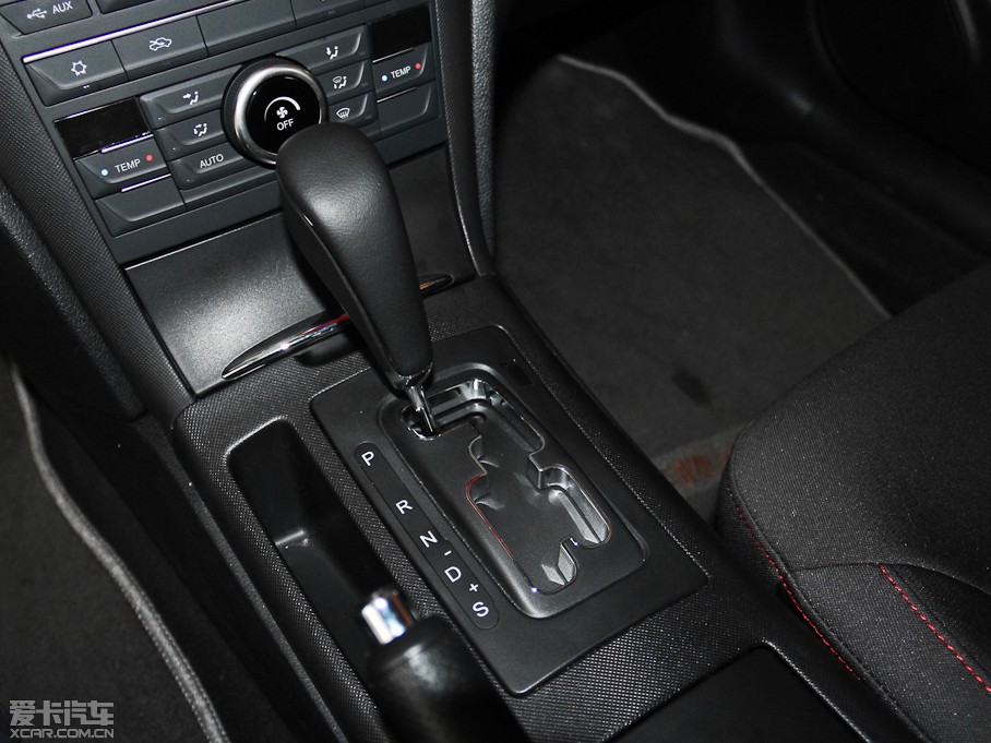 2014vB70 2.0L Ԅm