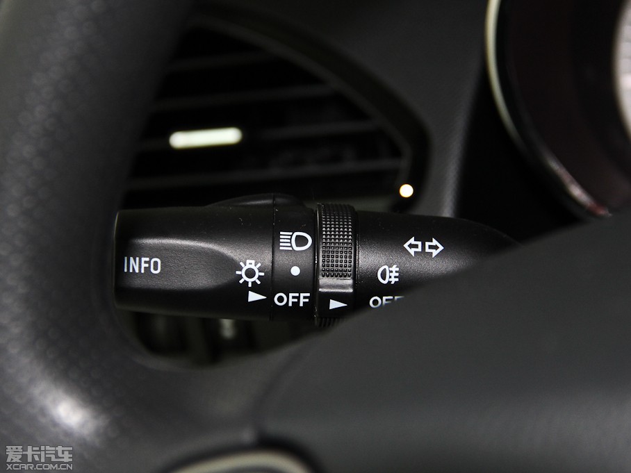 2014vB70 2.0L Ԅ(dng)m