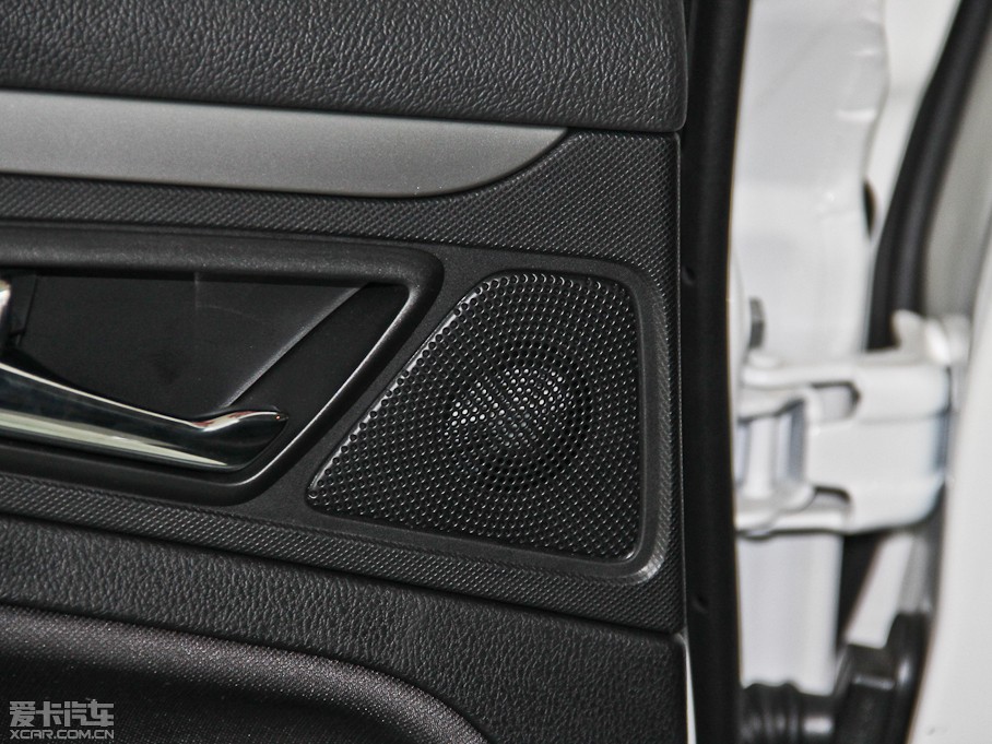 2014vB70 2.0L Ԅm