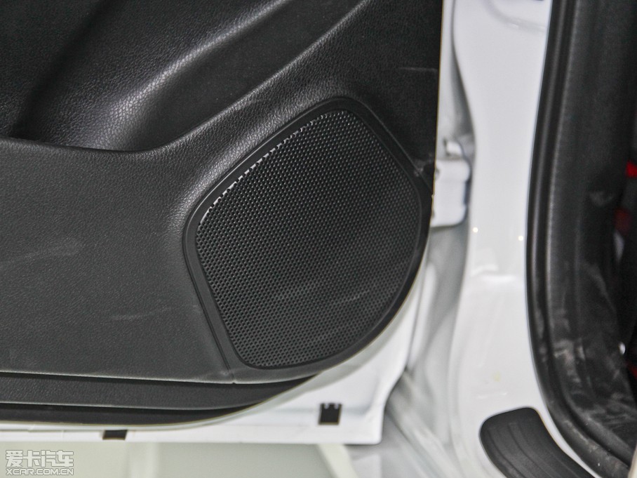 2014vB70 2.0L Ԅm