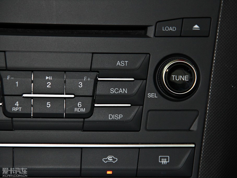 2014vB70 2.0L Ԅm