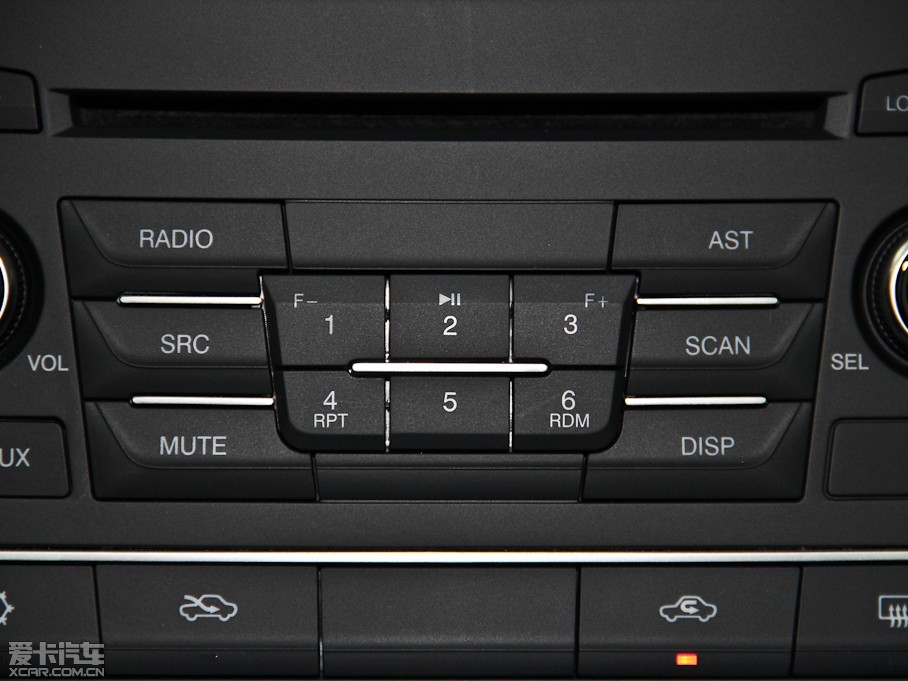 2014vB70 2.0L Ԅm