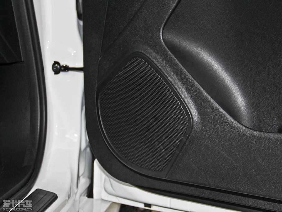 2014vB70 2.0L Ԅm