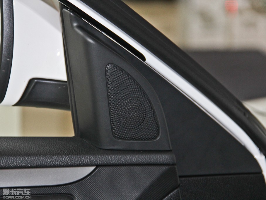 2014vB70 2.0L Ԅm