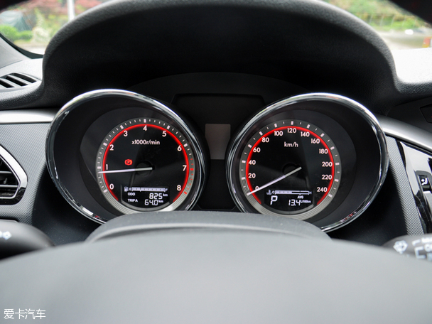 奔騰2014款奔騰B70