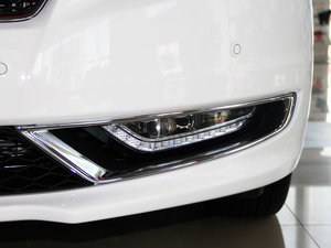 2014款1.8T 自动运动尊享型 前雾灯
