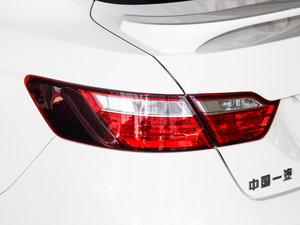 20141.8T Ԅ(dng)\(yn)(dng) (x)(ji)^