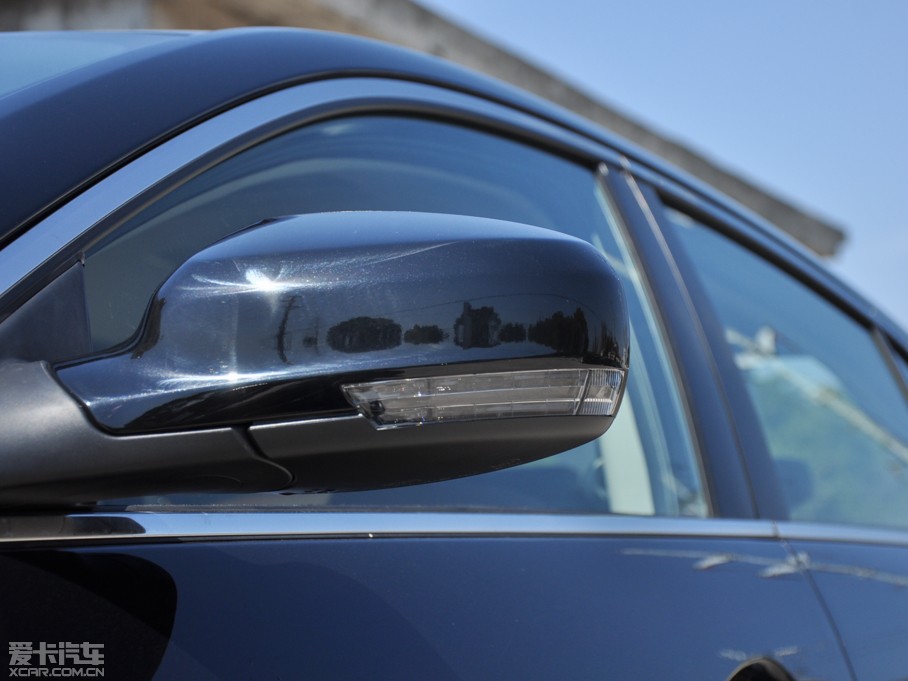 2014��vB90 1.8T �ԄӺ��A��